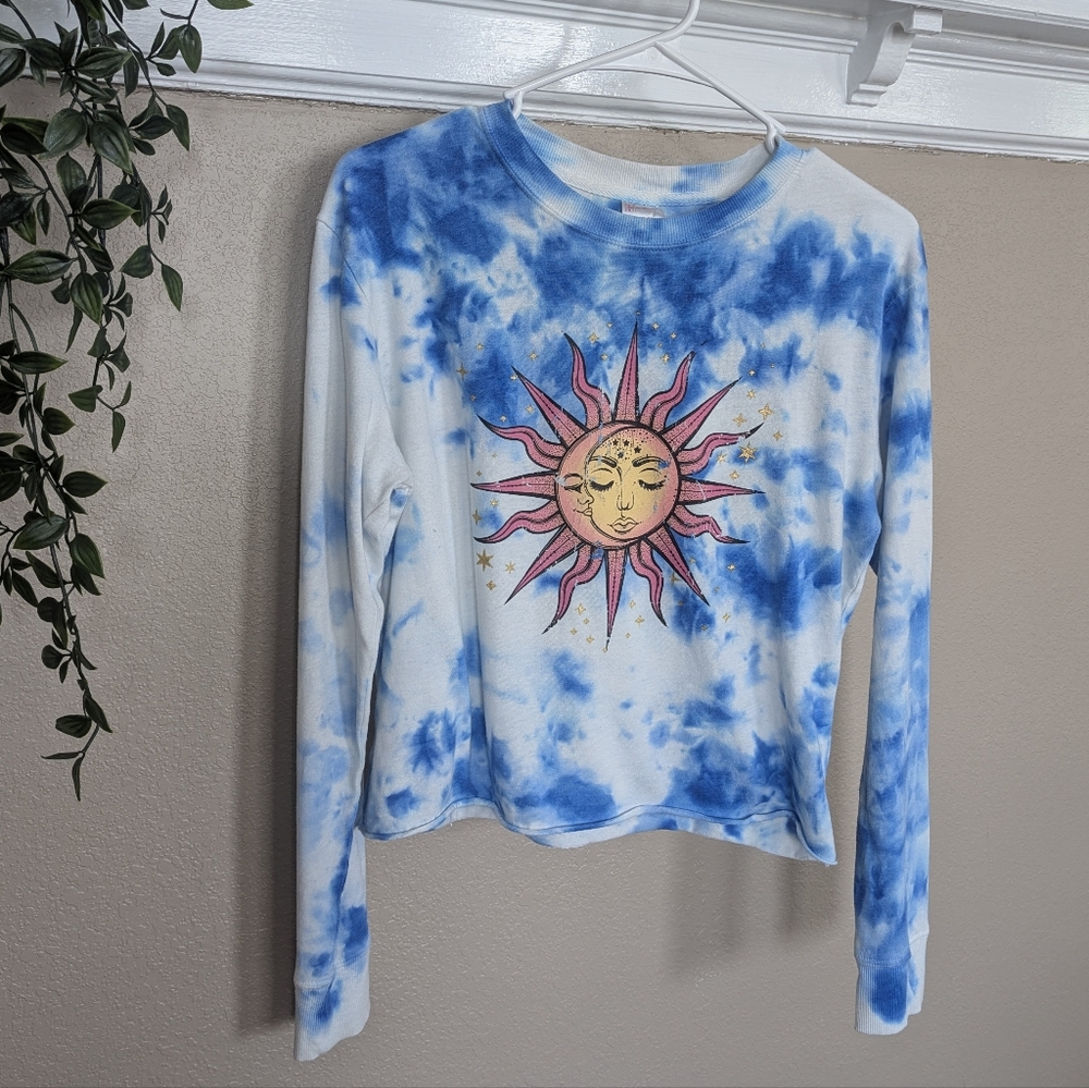 Tie Dye Long Sleeve Sun And Moon Shirt. - Picture 6 of 6